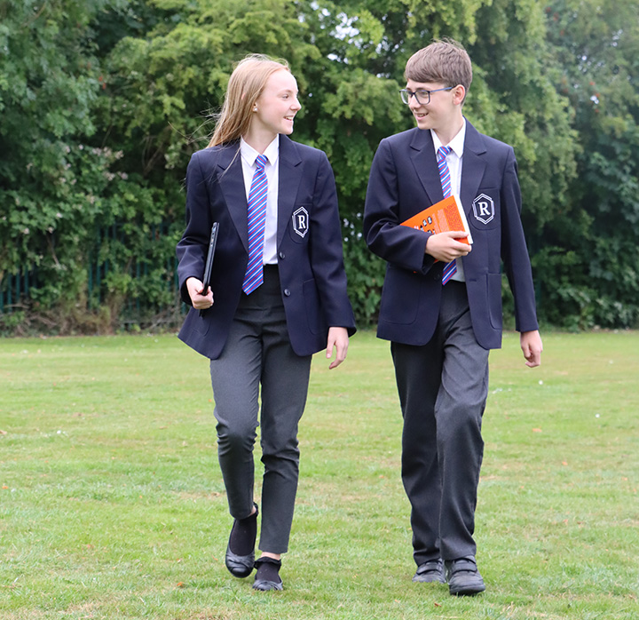 students-walking-img